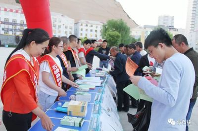 科技兴县，科普惠民——微石楼县科协与教科局联合举办2019科技活动周活动